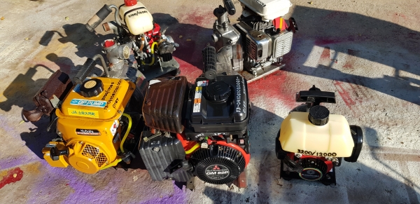 ปั้มน้ำ 1 x 1 นี้ว 2 จังหวะ1.5 "×1.5" นิ้ว 4 จังหวะ พร้อมใช้งาน ปั้มน้ำ 1 x 1 นี้ว 2 จังหวะ1.5 "×1.5" นิ้ว 4 จังหวะ พร้อมใช้งาน