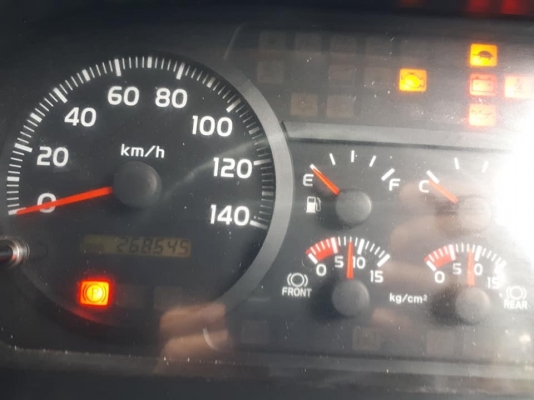 HINO s 500 FM1AKLA 344 แรง ปี 57 หัวลากพร้อมหางพื้นเรียบ 3 เพลา อู่ RCK รุ่งเจริญปี 55 รถสวยเดิมๆ ยางดีทุกเส้น หัวบางเดิมไม่เคยทำสี  เครื่อง/เกียร์/เฟืองท้าย ช่วงล่าง 89\% อ่างเนียม ท่อ S ทะเบียนพร้อม