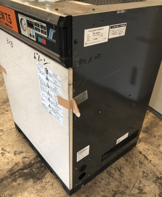 ปั้มลม 10 แรง HITACHI JAPAN มี AIR DRYER ในตัว แปลงไฟเป็น 380V ให้เรียบร้อยแล้วคะ ใช้งานได้เลย