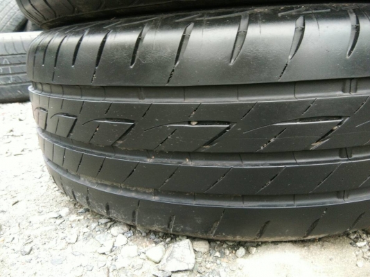 ขายยาง 205/55R16 บริดจสโตน อีโคเปีย ปี17 ดอกยางสวยสดไม่ร้าวไม่แตกลายไม่กินข้างไม่ปะ ชุดละ 2900 บาท