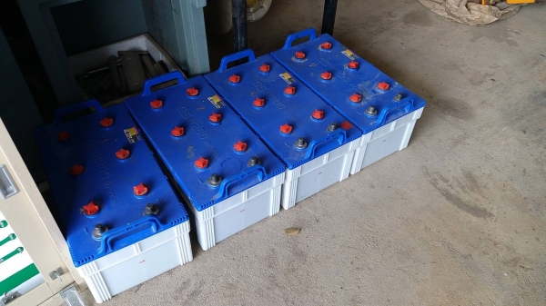 แบตเตอรี่ 200A