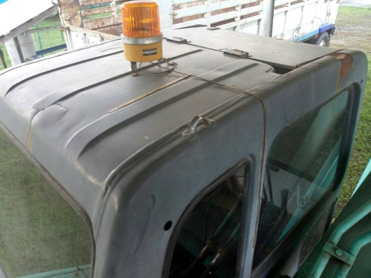 ขายรถแบคโฮ KOBELCO SK200-/// ระบบไฟเต็ม ไม่มีเอกสาร ราคา 490000