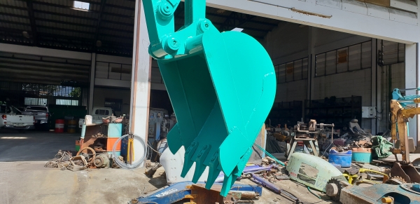 ขาย รถขุด KOBELCO รุ่น SK025 มือสองญี่ปุ่น แทรกเหล็ก สลัก บูทเอวแน่น 100\% คันนี้ พร้อมหัวเก๋ง สวยพร้อมใช้งาน มือถือ 0818753444