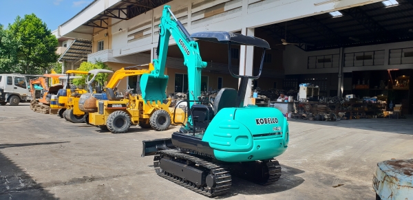 ขาย รถขุด KOBELCO รุ่น SK025 มือสองญี่ปุ่น แทรกเหล็ก สลัก บูทเอวแน่น 100\% คันนี้ พร้อมหัวเก๋ง สวยพร้อมใช้งาน มือถือ 0818753444