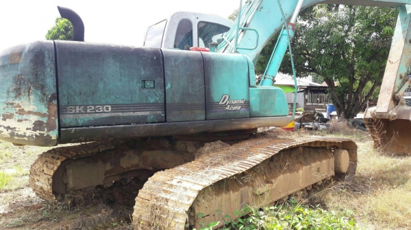 มี VDO ให้ชม.KOBELCO SK200-6 YN09 เอกสารอินวอย ราคา 800000