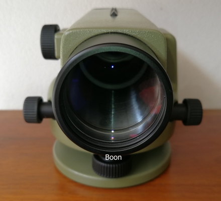 สินค้ามือสอง  ขายกล้องระดับมือสอง WILD LEICA NA2 32x  สภาพสวย พร้อม calibrated  ขายเป็นกล้องอย่างเดียวนะครับ(ขากับสต๊าฟไม่มีนะครับ)