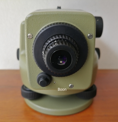 สินค้ามือสอง  ขายกล้องระดับมือสอง WILD LEICA NA2 32x  สภาพสวย พร้อม calibrated  ขายเป็นกล้องอย่างเดียวนะครับ(ขากับสต๊าฟไม่มีนะครับ)