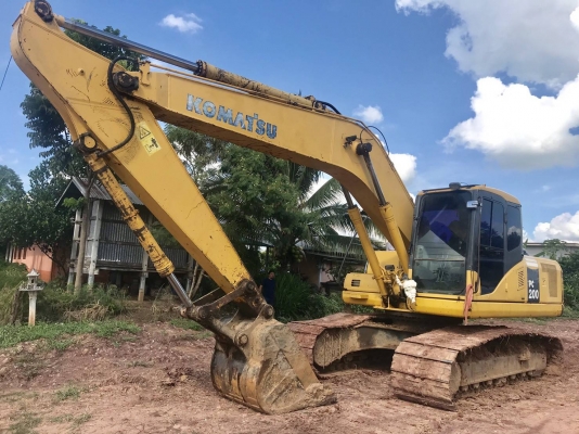 ขาย 1,100,000 KOMATSU pc 200-7 เล่มทะเบียน ไฟฟ้าครบ เครื่องดี ปั้มแรง เอวแน่น ช่วงล่าง รอนเลอร์มีแตก รถสวยพร้อมใช้เอกสารพร้อมโอน รถอยู่ เพชรบูรณ์ 090-772-3710 090-772-3708
