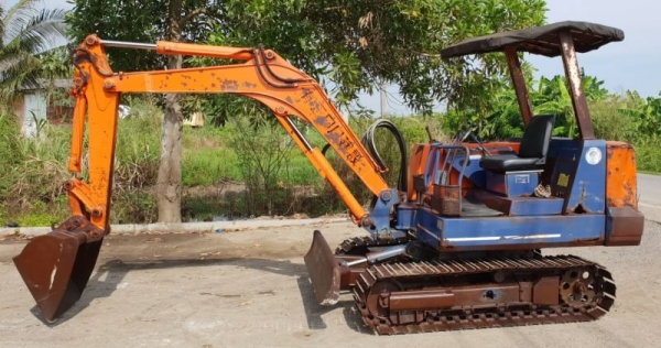 ขายด่วน175,000บาทรถแบคโฮKUBOTAคูโบต้าKH30เทียบเท่าPC30เครื่องคูโบต้า3สูบปั่มแรงรถนอกเพิ่งนำเข้ามาใหม่ยังไม่เคยใช้งานในเมืองไทยเลย