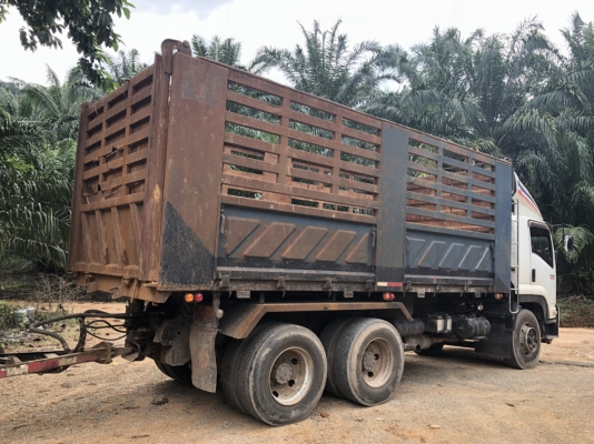 ขายรถ18ล้อดั้มพ์ ISUZU MP1FVZ34P9Tเครื่อง300แรงม้ากับหางSMMปี53สนใจโทร 081-970-1072
