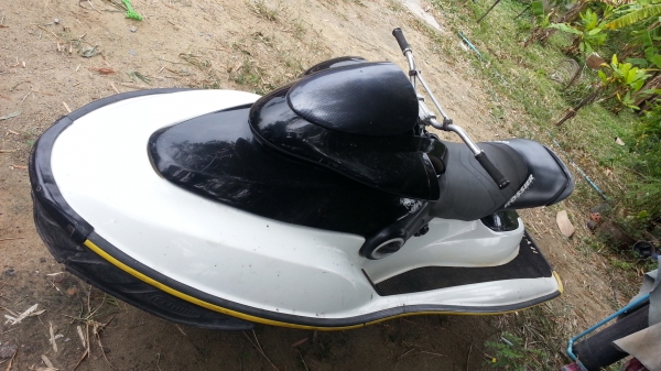 ระเบิดบอดี้ seadoo xp 951 ปี 2000 สนใจโทรสอบถามได้ครับ อะไหล่บางชิ้นถอดขายไปบ้างแล้ว