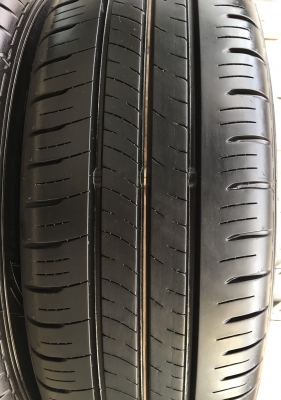 ล้อแม็กป้ายแดง Mazda 2 ขอบ 15 สีดำ พร้อมยางป้ายแดง Dunlop 185-65-15 ปี 18 แม็กสวย ดอกหนานิ่มเต็มๆ