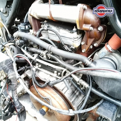 หัวเก๋ง ISUZU DECA FRR 210 ติดเครื่อง 4HK1