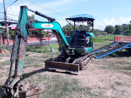 komatsu pc30-7 รถสภาพดี พร้อมใช้งาน ต่อรองได้ครับ