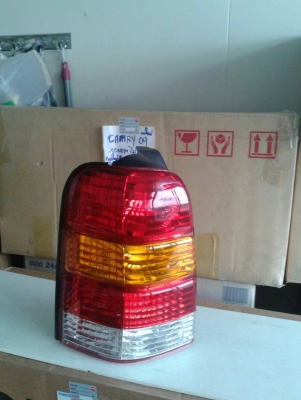 ขายไฟท้าย Ford Escape ด้านซ้าย