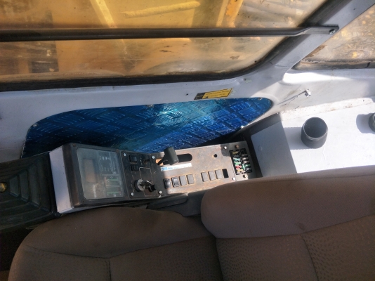 ขายรถขุด SK 200-3 ซีเรียนสูง พร้อมใช้งาน รถสวยสภาพดี ไฟฟ้าครบ