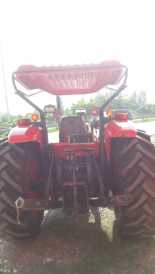 ขายรถแทรกเตอร์มือสอง