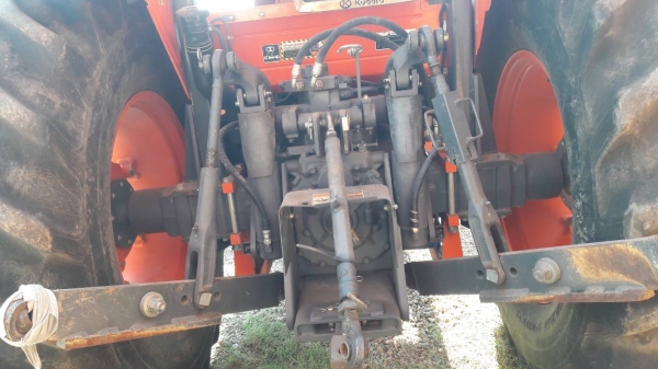 ขายรถแทรกเตอร์มือสอง