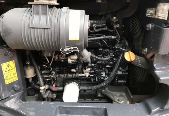 KOMATSU 40MR-2 ขนาดPC-40 <มีVDOให้ชม>มีลายแย๊กรถเก่านอกมีเอกสารอินวอย☎️ติดต่อ 085-5632278 <ราคาต่อรองได้>