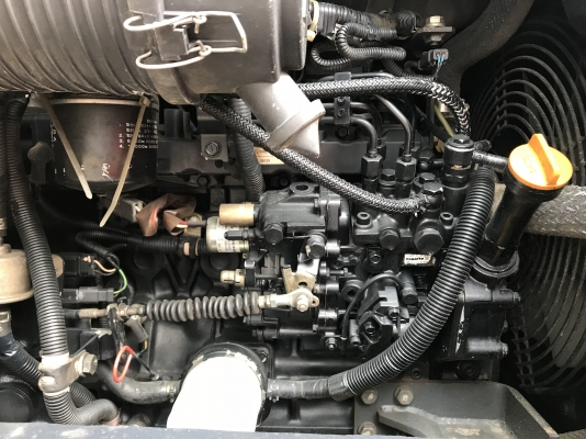 KOMATSU 40MR-2 ขนาดPC-40 <มีVDOให้ชม>มีลายแย๊กรถเก่านอกมีเอกสารอินวอย☎️ติดต่อ 085-5632278 <ราคาต่อรองได้>