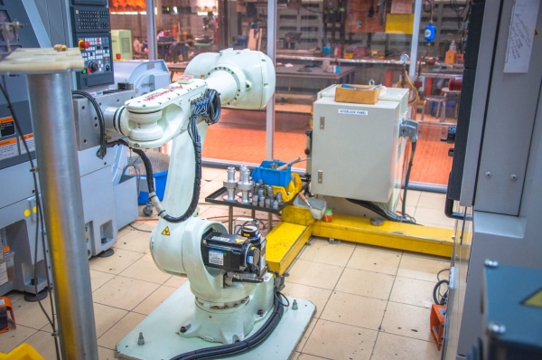 ขาย Robot Kawasaki ซื้อป้ายแดงจาก Yamazen Thailand