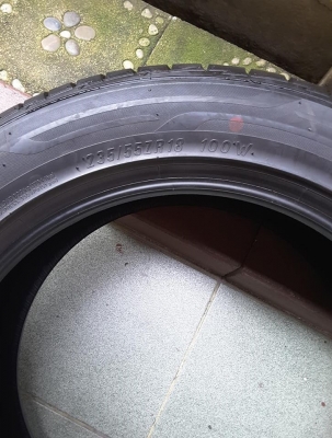เศษยาง Maxxis S-pro 225-55-17 ปี17 สภาพใหม่ 1เส้น