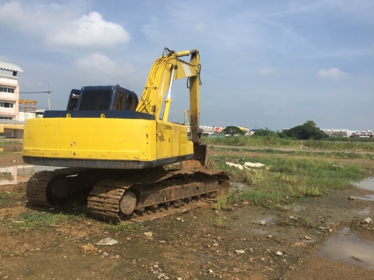 รถแบคโฮ KOBELCO SK200-3 รถสวย สภาพดี เครื่องดี ปั๊มดี โซ่หนา เอวแน่น สภาพพร้อมใช้งาน มีเอกสารแจ้งจดทะเบียน มี VDO การทำงานให้ชม