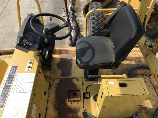 รถบดล้อยาง KAWASAKI รุ่น K20WTA รุ่นใหม่ นำเข้าตรงจากญี่ปุ่น ราคาไม่แพงครับ รถบดล้อยาง KAWASAKI รุ่น K20WTA รุ่นใหม่ นำเข้าตรงจากญี่ปุ่น ราคาไม่แพงครับ