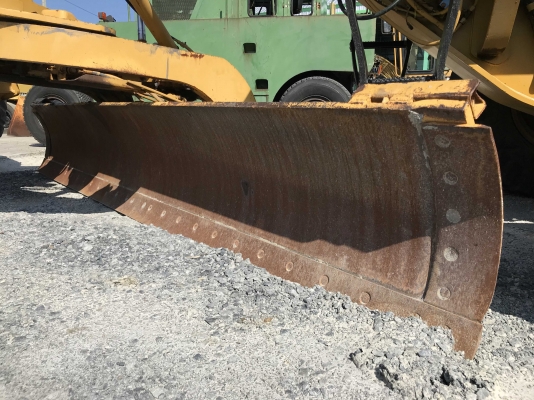 รถเกรด CAT 140G SN: 72V16721 นำเข้าจากอเมริกา สภาพสวยมาก ๆ รถเกรด CAT 140G SN: 72V16721 นำเข้าจากอเมริกา สภาพสวยมาก ๆ