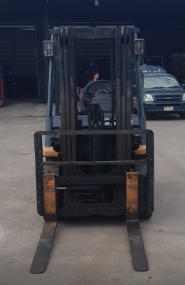 ขาย โฟร์คลิฟท์ดีเซล รุ่น 7FD25 เสา 4.3 เมตร เข้าตู้  Full Free  + งานสไลด์ นำเข้าจากญี่ปุ่น ราคาพิเศษ