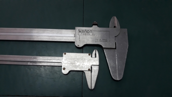 ขายเวอร์เนียแพ็คคู่ 2อัน KANON MADE IN JAPAN.และเจแปน เก่ามือสองสภาพดี