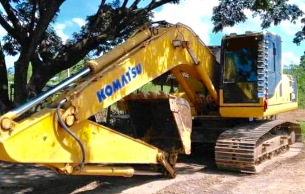 KOMATSU PC 200-8 รถทำงาน 10,670 ชม. บอดี้สวยเดิมๆทั้งคัน ภายในเก๋งสะอาด แอร์เย็น ภายนอกบูมอาร์มสวยไม่มีแตก เอวแน่น ช่วงล่างเต็มโซ่บูทใบแทรกหนาดีพร้อมใช้งานได้เลยครับ KOMATSU PC 200-8 รถทำงาน 10,670 ชม. บอดี้สวยเดิมๆทั้งคัน ภายในเก๋งสะอาด แอร์เย็น ภายนอกบูมอาร์มสวยไม่มีแตก เอวแน่น ช่วงล่างเต็มโซ่บูทใบแทรกหนาดีพร้อมใช้งานได้เลยครับ