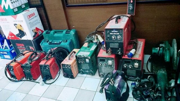 ตู้เชื่อมมีแบรนด์ สว่านมีแบรนด์ มือสอง