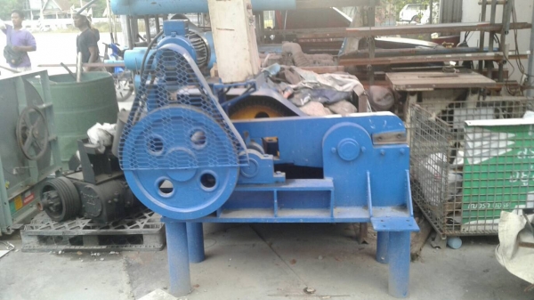 ขายเครื่องตัดเหล็ก สภาพสวยมาก พร้อมใช้งานทันที