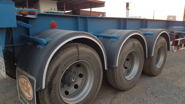 ขาย หัวลาก ISUZU 360 แรงม้า ปี 58 หางกั้งRCK ปี 59 รถสวยพร้อมใช้งาน เอกสารพร้อมโอน สนใจติดต่อเรา ดำส