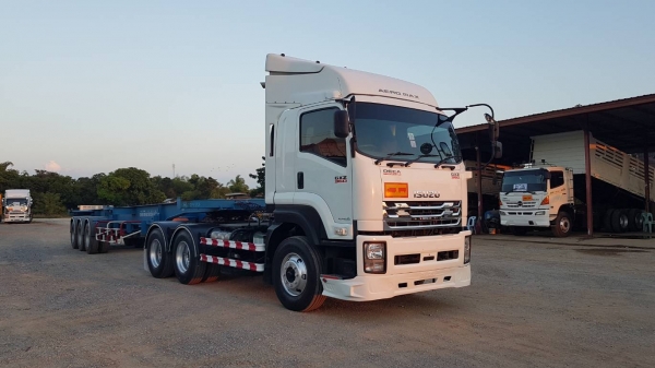 ขาย หัวลาก ISUZU 360 แรงม้า ปี 58 หางกั้งRCK ปี 59 รถสวยพร้อมใช้งาน เอกสารพร้อมโอน สนใจติดต่อเรา ดำส