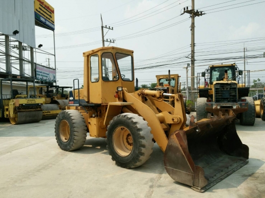 ขายรถตักล้อยาง ยี่ห้อ KOMATSU WA180-1 บุ๋งกี๋ 1.8 คิว นำเข้าจากนอกแท้ 100\% ไม่เคยใช้งานในไทย