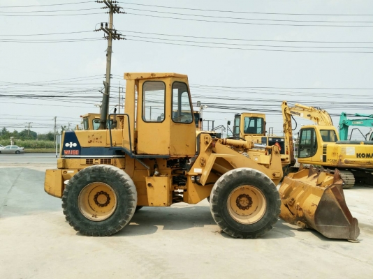ขายรถตักล้อยาง ยี่ห้อ KOMATSU WA180-1 บุ๋งกี๋ 1.8 คิว นำเข้าจากนอกแท้ 100\% ไม่เคยใช้งานในไทย