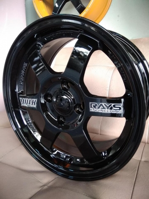 แม็กใหม่ลาย te37 ขอบ 15 ราคา 7500 พร้อมยาง 11700 บาท