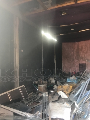 ขายด่วน ตู้10บาน ใส่เมก้า ยาว7.20ม สภาพ70\% ภายในยังดี ยกขึ้นรถได้เลย ขาย 40000 บาท