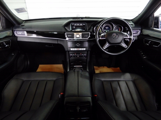 MERCEDES-BENZ E300 W212 2.1 BLUETEC HYBRID EXECUTIVE AT 2018 โทร 062-991-6649 ดาวออโต้เบสท์ MERCEDES-BENZ E300 W212 2.1 BLUETEC HYBRID EXECUTIVE AT 2018 โทร 062-991-6649 ดาวออโต้เบสท์