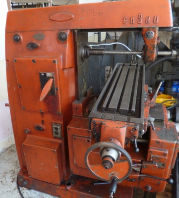 ขายเครื่องมิลลิ่งมีดเดี่ยวสภาพดีพร้อมใช้งาน