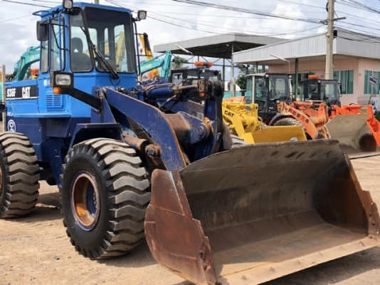 ขายรถตักล้อยาง CAT 936F นำเข้าเองจากญี่ปุ่น สภาพสวยพร้อมใช้ มีVDOการทำงานครับ