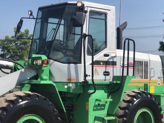 ขายรถตักล้อยาง KAWASAKI 65ZV-2 ปี 2012 (เทียบเท่า WA320) นำเข้าเองจากญี่ปุ่น สภาพสวยพร้อมใช้ มีVDOการทำงานครับ ขายรถตักล้อยาง KAWASAKI 65ZV-2 ปี 2012 (เทียบเท่า WA320) นำเข้าเองจากญี่ปุ่น สภาพสวยพร้อมใช้ มีVDOการทำงานครับ