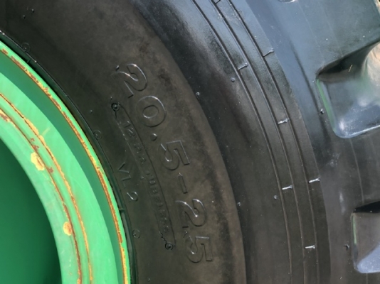 ขายรถตักล้อยาง KAWASAKI 65ZV-2 ปี 2012 (เทียบเท่า WA320) นำเข้าเองจากญี่ปุ่น สภาพสวยพร้อมใช้ มีVDOการทำงานครับ ขายรถตักล้อยาง KAWASAKI 65ZV-2 ปี 2012 (เทียบเท่า WA320) นำเข้าเองจากญี่ปุ่น สภาพสวยพร้อมใช้ มีVDOการทำงานครับ