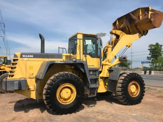 ขายรถตักล้อยาง KOMATSU WA400-3 นำเข้าเองจากญี่ปุ่น สภาพสวยพร้อมใช้ มีVDOการทำงานครับ