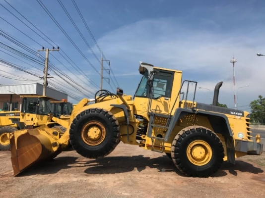 ขายรถตักล้อยาง KOMATSU WA400-3 นำเข้าเองจากญี่ปุ่น สภาพสวยพร้อมใช้ มีVDOการทำงานครับ