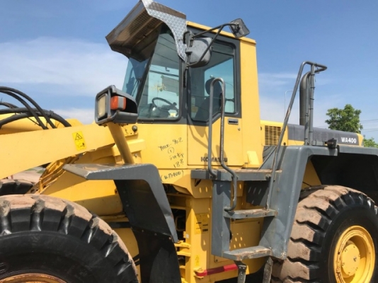 ขายรถตักล้อยาง KOMATSU WA400-3 นำเข้าเองจากญี่ปุ่น สภาพสวยพร้อมใช้ มีVDOการทำงานครับ