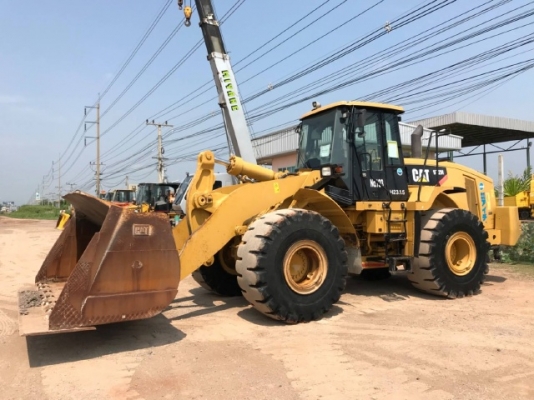 ขายรถตักล้อยาง CAT 972H ปี 2011 นำเข้าเองจากญี่ปุ่น สภาพสวยพร้อมใช้ มีVDOการทำงานครับ ขายรถตักล้อยาง CAT 972H ปี 2011 นำเข้าเองจากญี่ปุ่น สภาพสวยพร้อมใช้ มีVDOการทำงานครับ