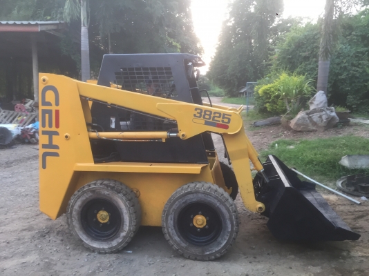 บ็อบแคตเก่านอก พร้อมใช้ บ็อบแคตเก่านอก พร้อมใช้